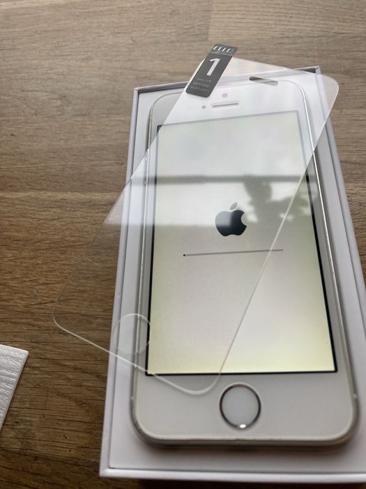 Szkło ochronne na ekran iphone SE