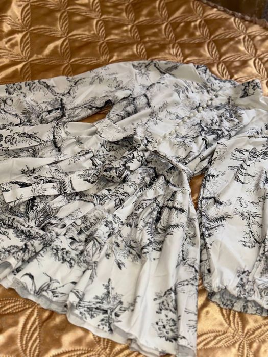 Сукня жіноча літня  нова