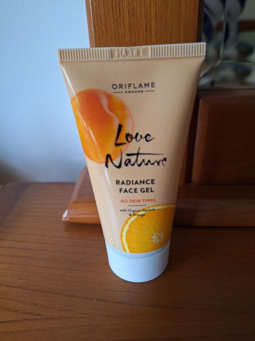 Gel de Rosto com Alperce e Laranja Biológicos  50 ml Oriflame