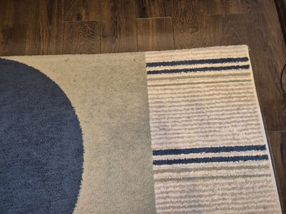 Dywan 160x220 stan b.dobry