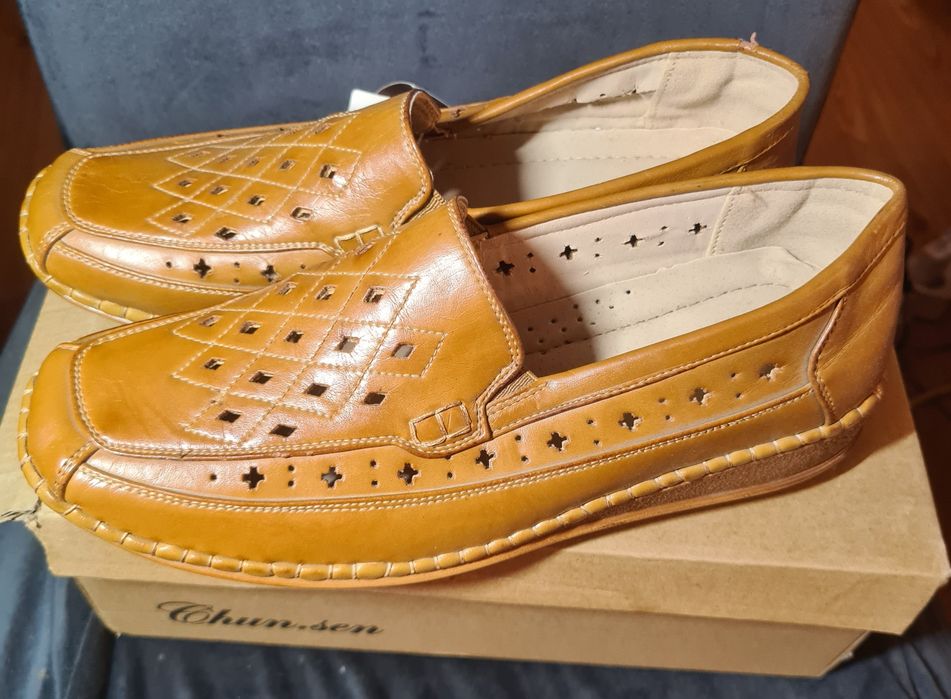 Nowe buty damskie roz.37 wkl.24