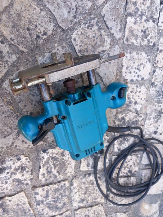Makita fresadora/ tupia 860W