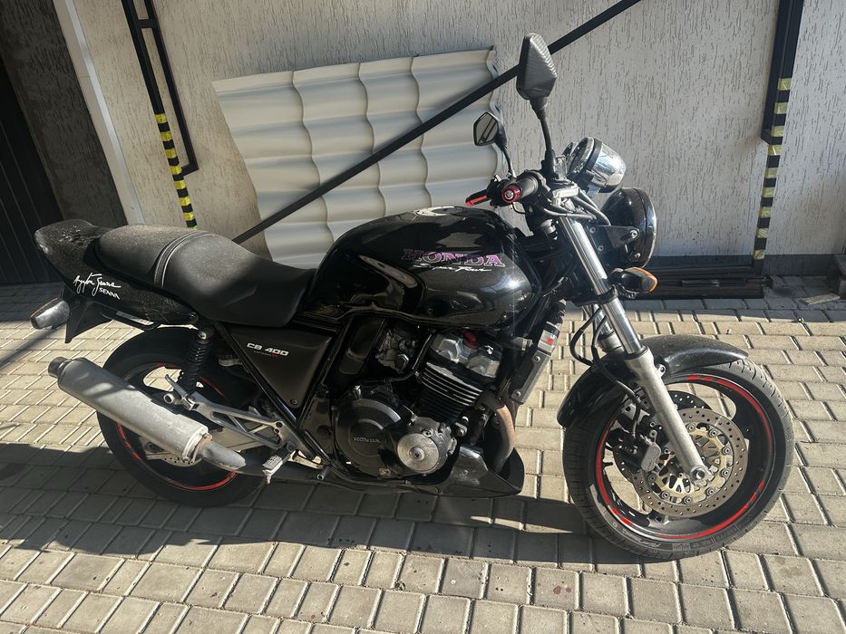 Продам Honda cb 400 sf version R 2000 года