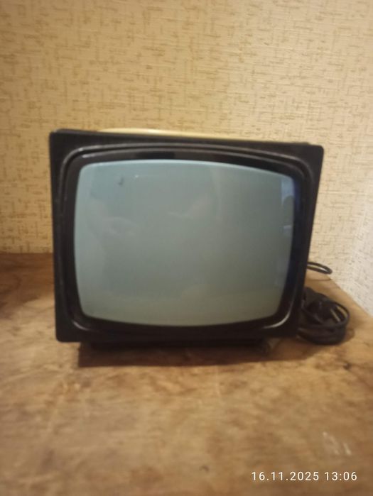 Продам телевізор електроніка 23тб-316д