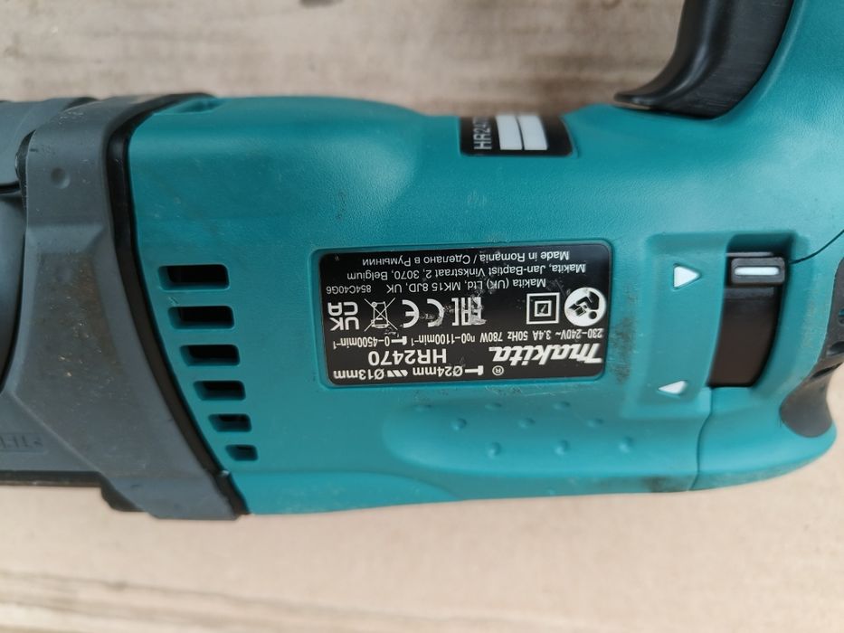 Makita HR2470 wiertarka udarowa SDS młotowiertarka walizka