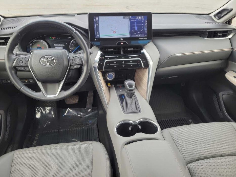 Toyota Venza      2021