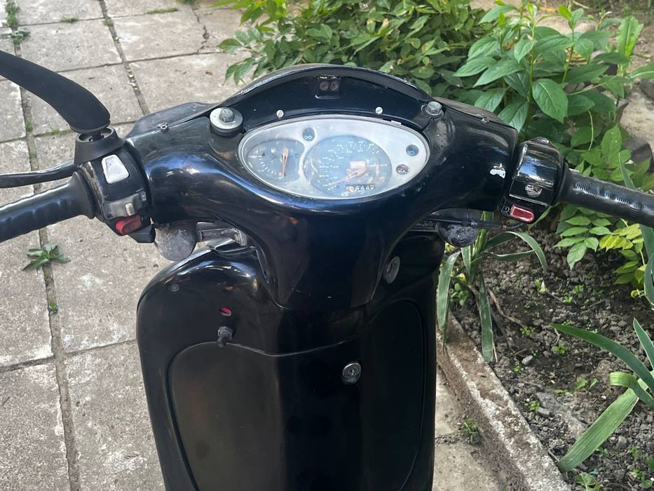 Скутер Aprilia Scarabeo 50