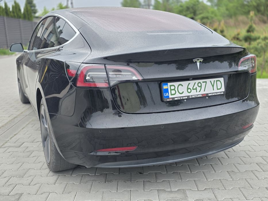 Tesla M3 2019 MidRange (задній )  модель 3 model тесла