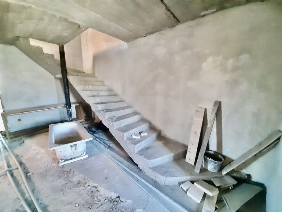 Продається частина новозбудованого 2-поверхового будинку. Чортків