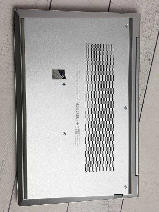 HP 645 G9 Ryzen 5 5625U 8ram, ssd 256 gb Full HD 2022 рік