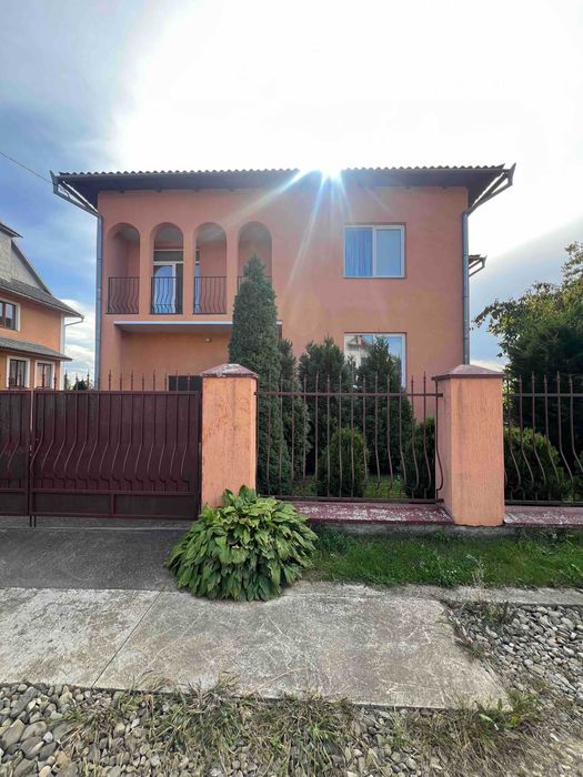 Продається готовий будинок в м.Коломия.