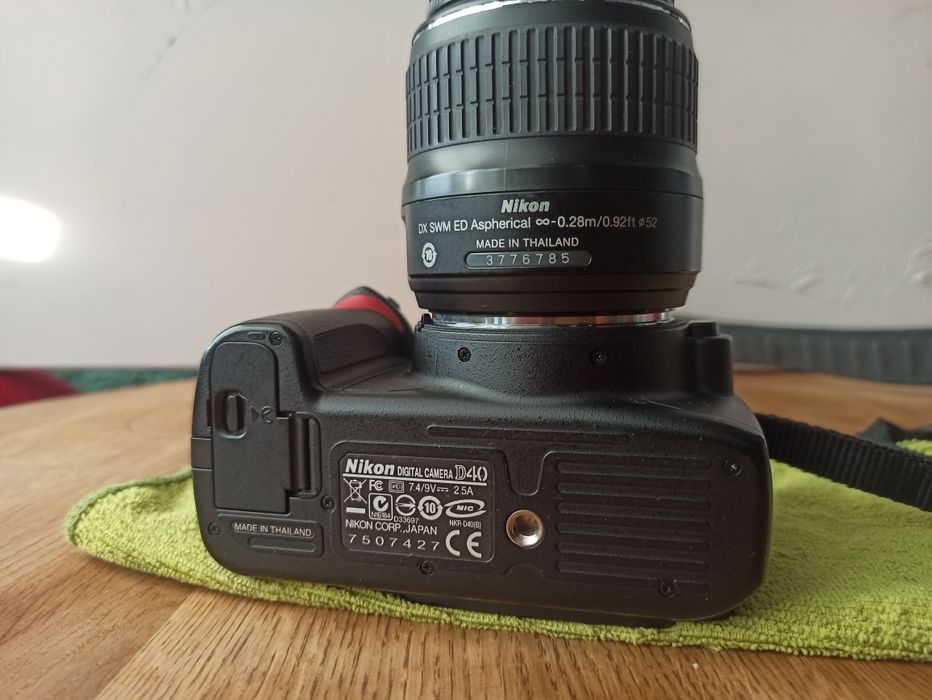 Фотокамера  Nikon D-40