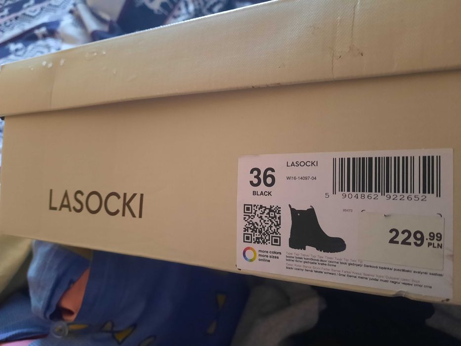 Buty damskie zimowe jesienne 3/4 Lasocki czarne zamszowe 36 ładne