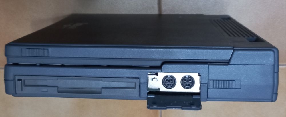 INEX 4160 486 Laptop - Complete Set, Does Not Power On64553202145921122