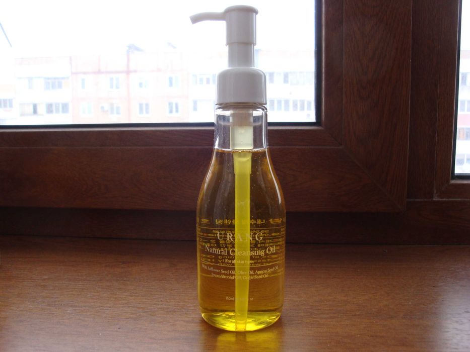 Очищающее масло для лица URANG Natural Cleansing Oil 150 мл Корея