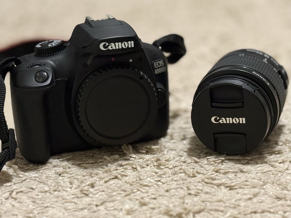 Фотокамера дзеркальна Canon EOS 4000D 18-55 DC III (3011C004AA)