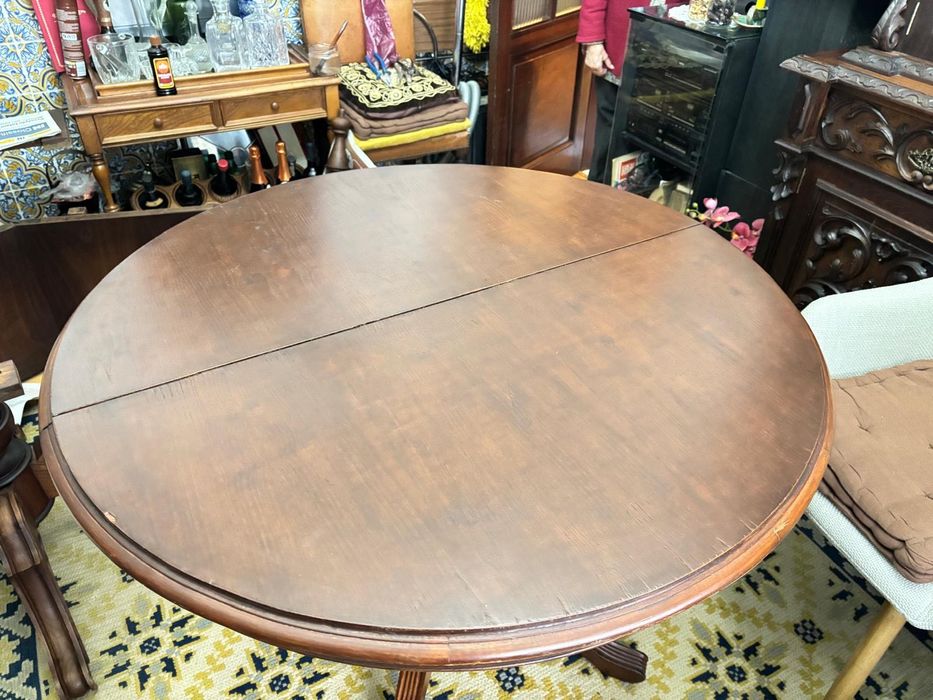 Mesa madeira extensiva