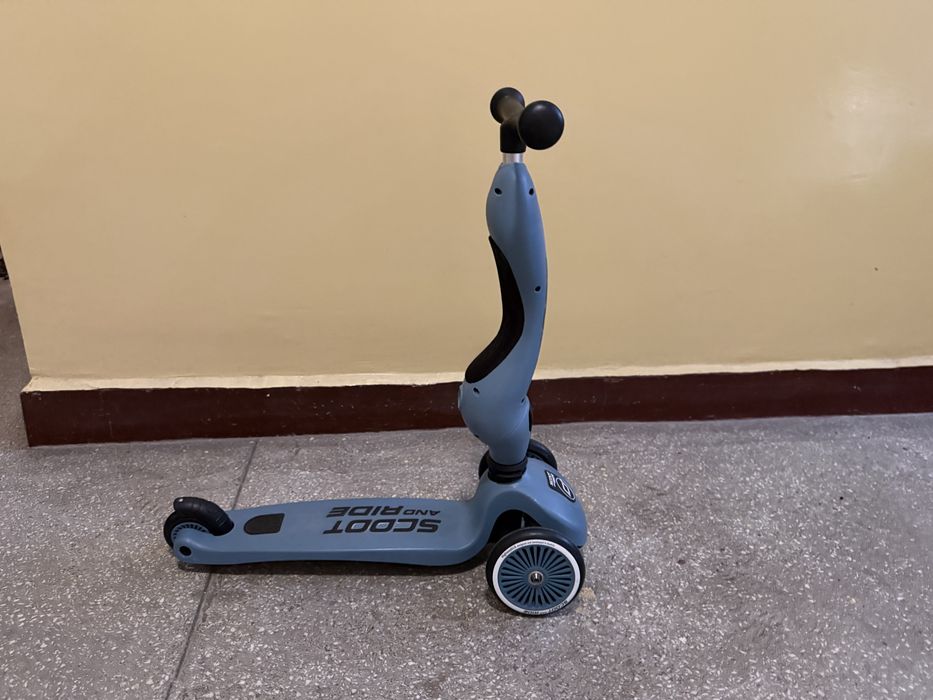 Scoot & ride niebieski hulajnoga jeździk