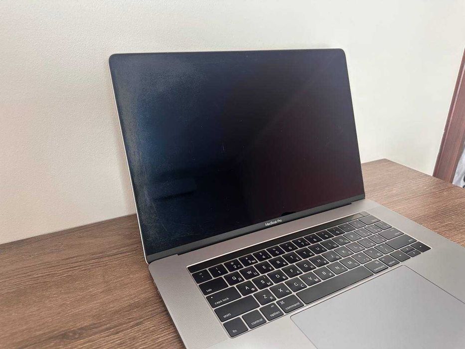 ‼️Б.У‼️ MacBook Pro 15" 2016 — i7 / 16 GB / 512 GB SSD  Touch Bar 