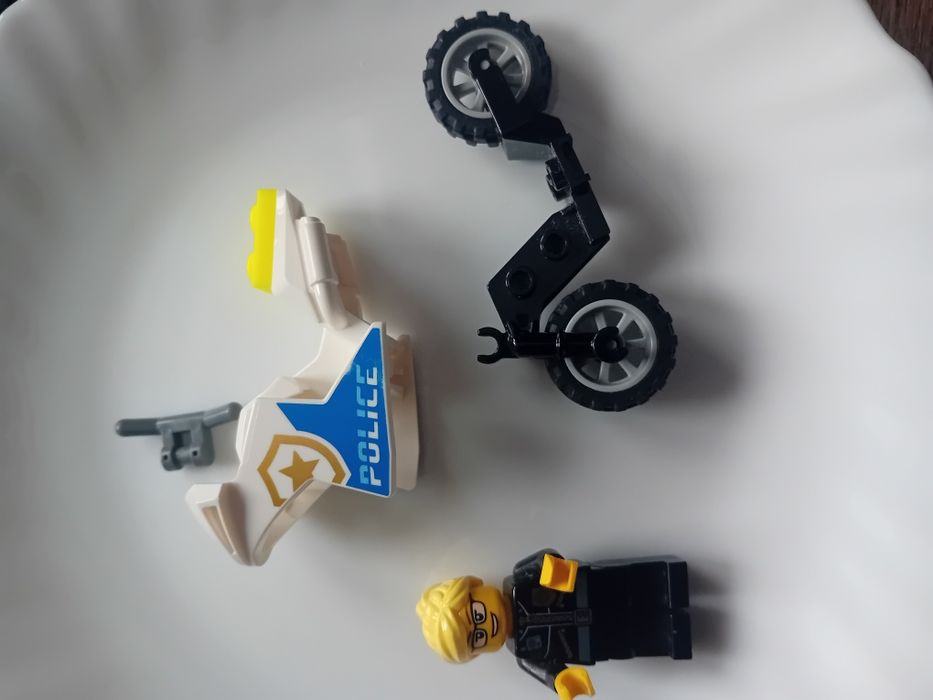 Lego motor policyjny