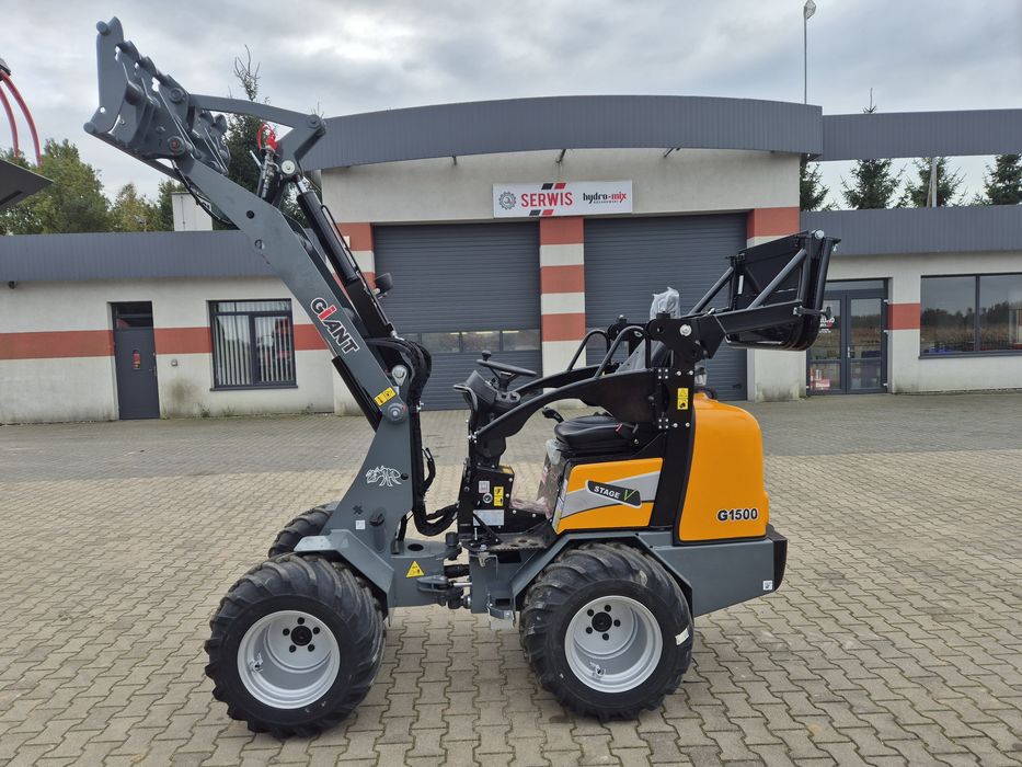 Ładowarka kołowa przegubowa Giant G1500 KUBOTA 26 KM Finansowanie 0%