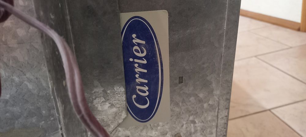 Продам канальный кондиционер Carrier б/у