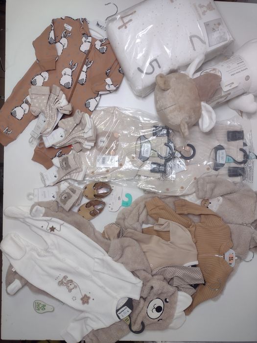 Zestaw paka  dla noworodka 56-62 cm, cena  250 zł