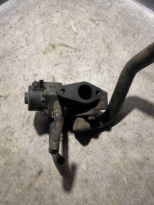 Клапан рециркуляції відпрацьованих газів EGR Nissan Primera P12