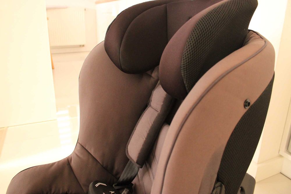 Fotelik samochodowy AxKid Minikid 2.0