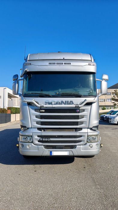 Scania R580 V8 6x4 basculante susp. ar