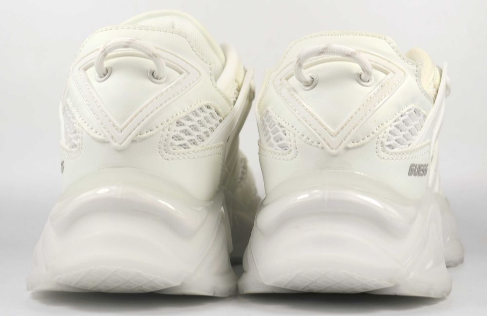 Nowe sneakersy Guess Belluna roz. 37