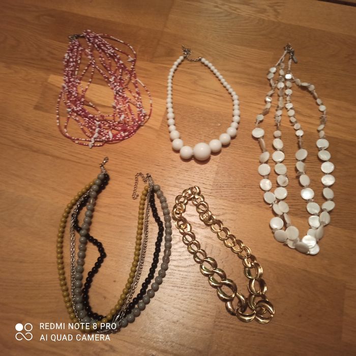 Korale - 5 sztuk PRL