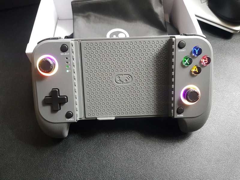 Nowy kontroler bezprzewodowy do smartfona