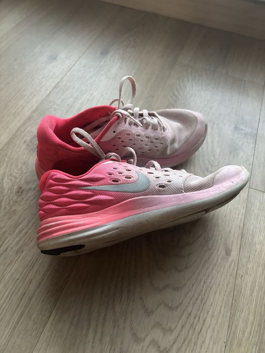 Buty marki Nike 38,5