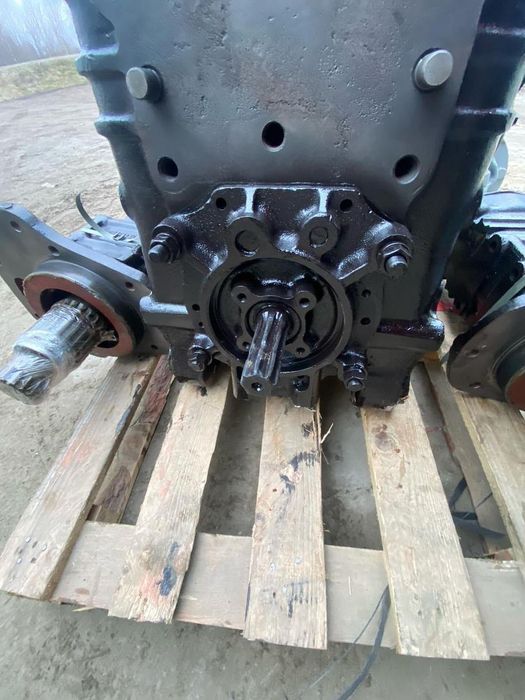 ЗАДНИЙ Мост МТЗ 80/82/892 Задній міст МТЗ З ремонту КОРПУС МТЗ Чулок