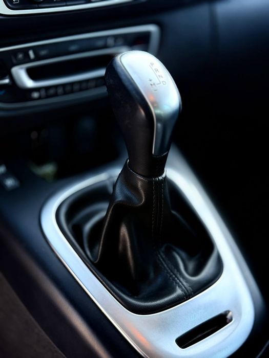 Продам Renault Scenic 3