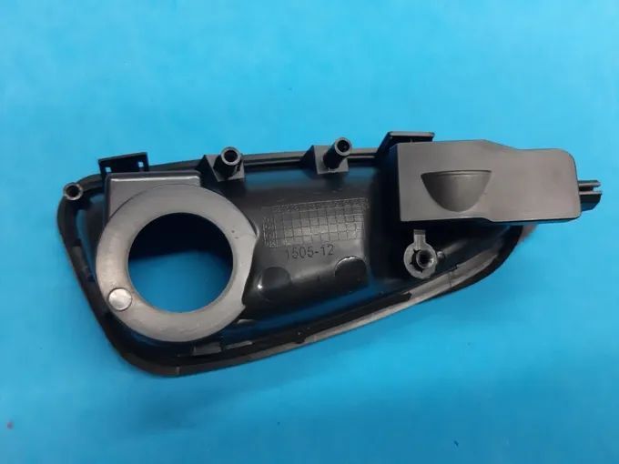 Puxador pega muleta de porta Seat Ibiza 6J   2008-2012  (cromado) NOVO