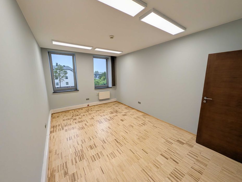 Biuro 18m2 Katowice-Ochojec ul. Fabryczna