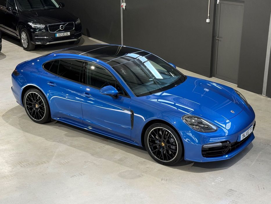 Porsche Panamera 4 E-Hybrid
