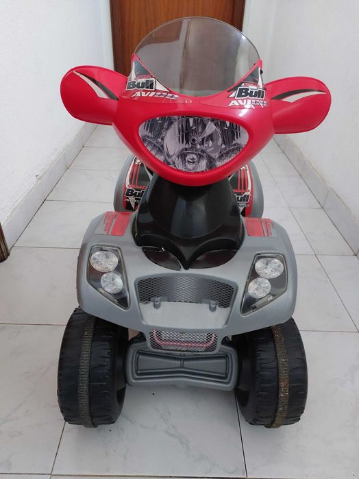 Moto 4 Eléctrica FEBER