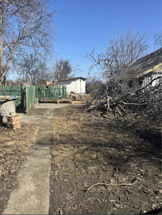 Продаж будинку в центрі села Пилипча - 45 соток землі