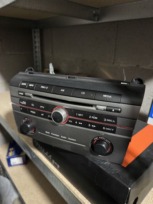 Штатна магнітола Mazda 3 (BK)