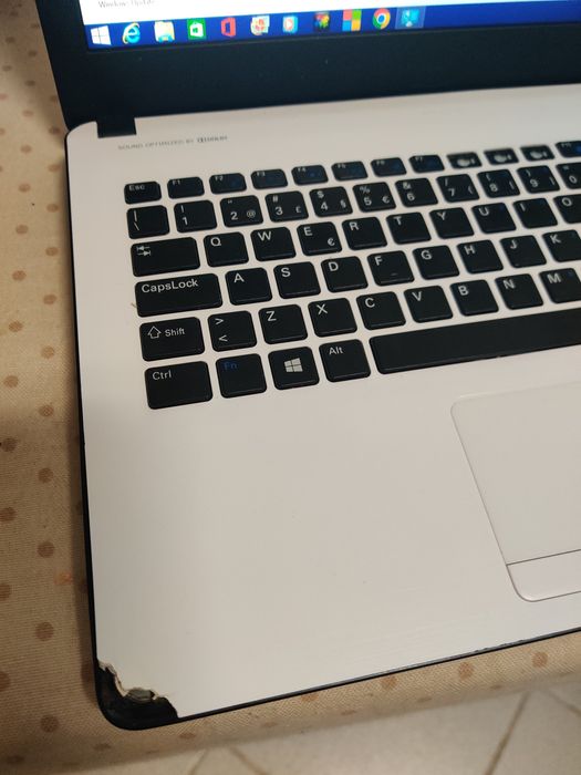 Portátil Medion Usado