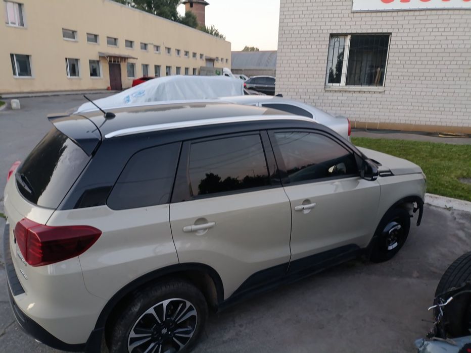 Suzuki Vitara після ДТП