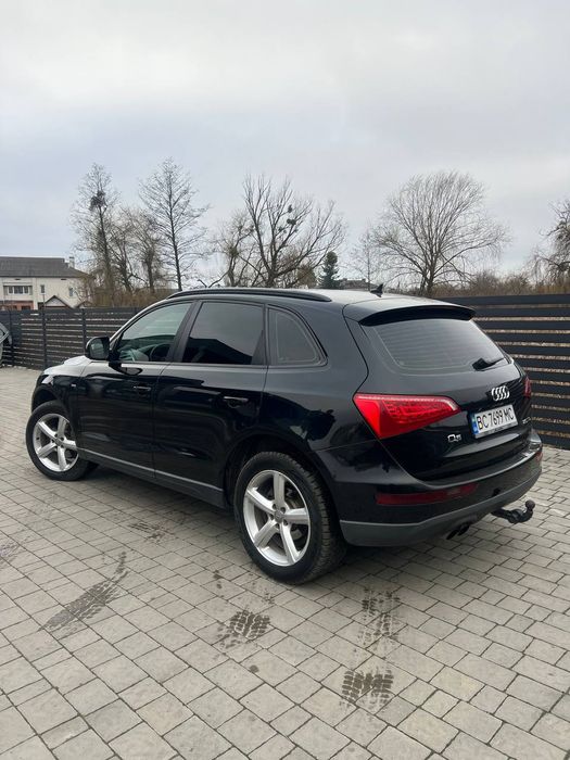 Audi Q5 2010 рік 2.0 TDI