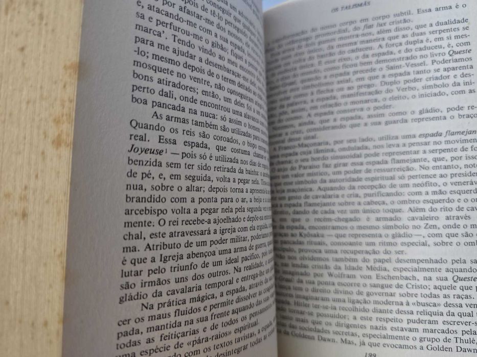 Os Talismãs: Psicologia e poderes dos símbolos pr - Jean-Pierre Bayard