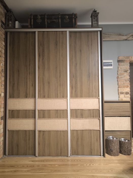 Szafa przesuwna na wymiar