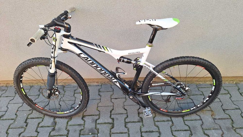 Cannondale Scalpel Carbon | Lefty | DT Swiss | Legenda XC |