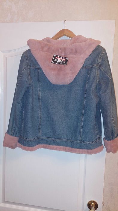 Джинсова куртка на міху