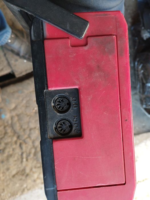 Кассетный проигрыватель и радио